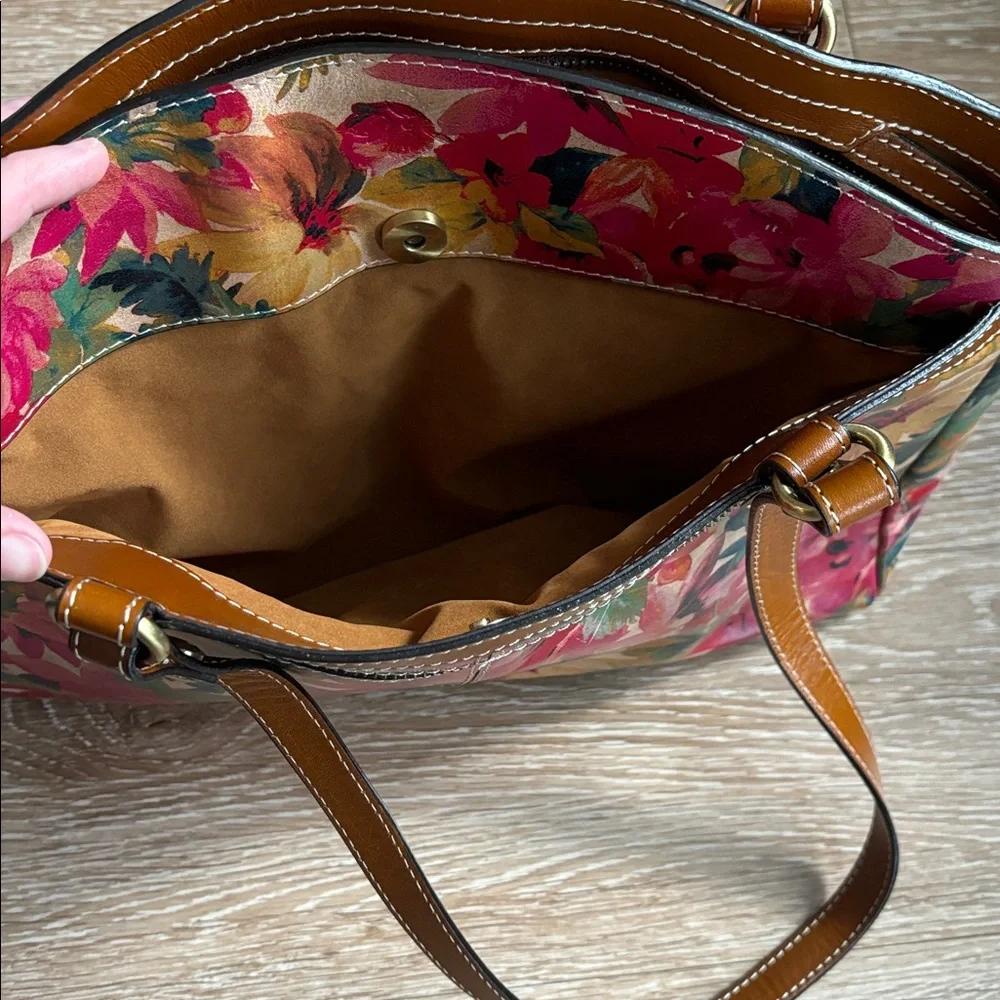 Patricia Nash Spring Multi Poppy Tote, pink floral pattern - Picture 13 of 17